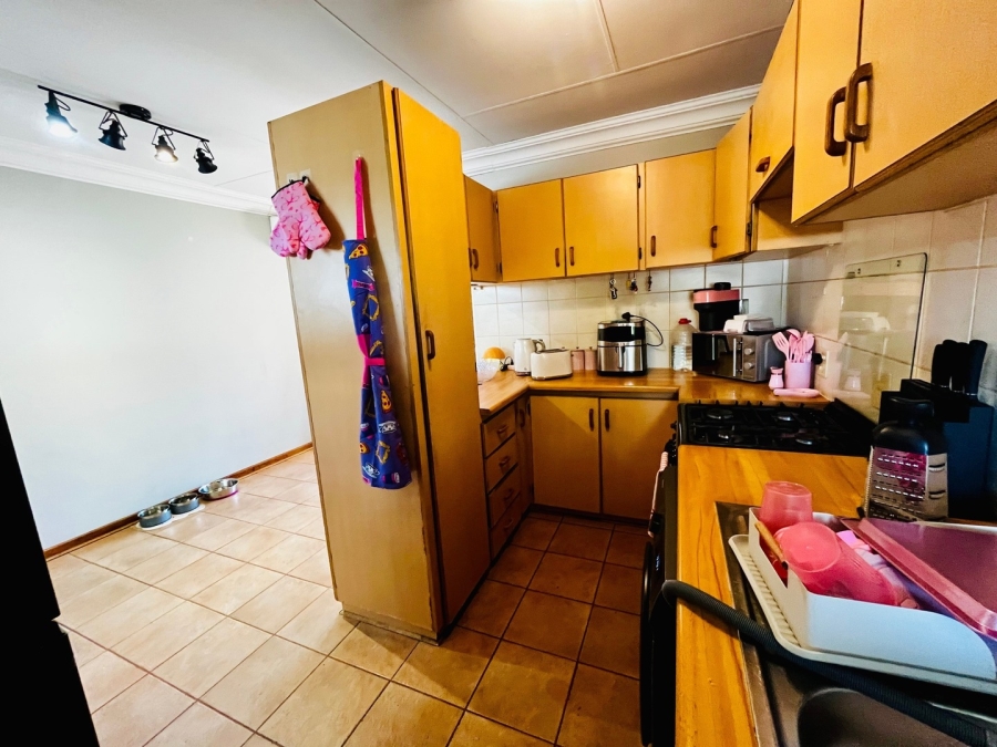 3 Bedroom Property for Sale in Langenhovenpark Free State